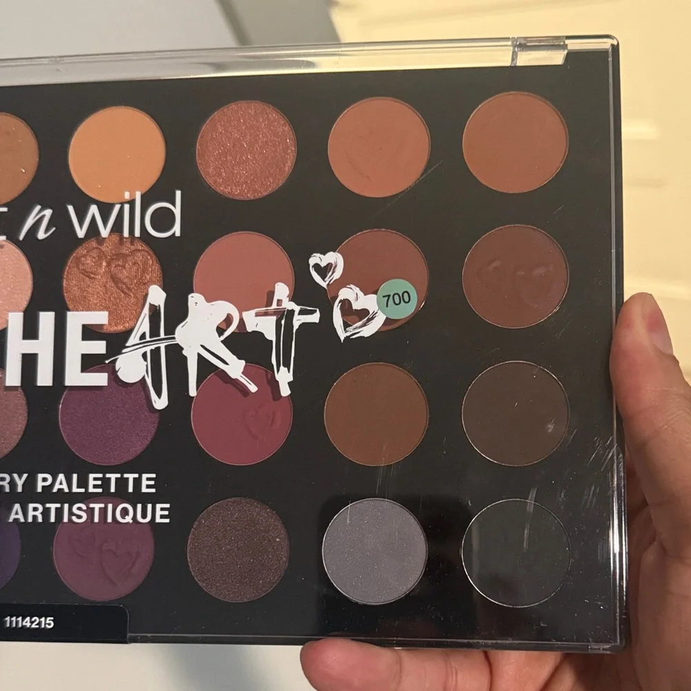 Wet n Wild Wild Heart Artistry Palette - Vibrant Shades